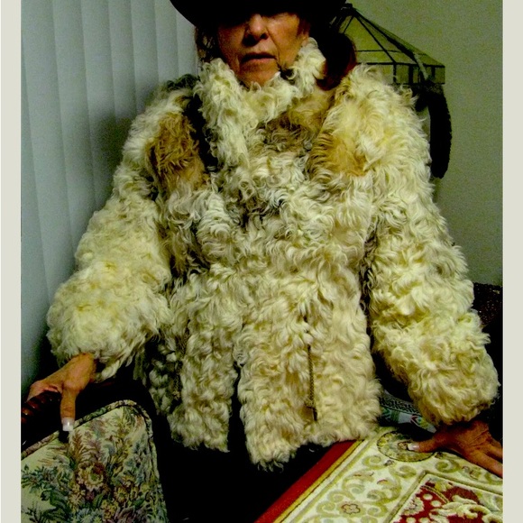 Genuine Spanish Curly Lamb fur coat size 8/10, S/M.